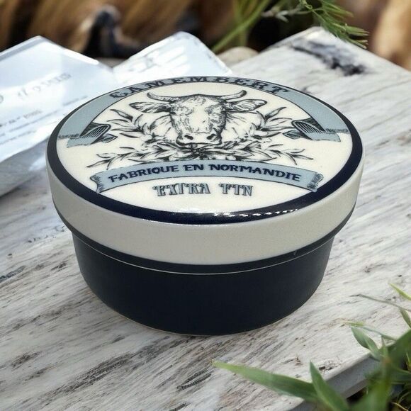 Mark & Spencer Camembert Cheese Baker | Hold Brie Camembert  4.75" Diameter - Picture 1 of 12